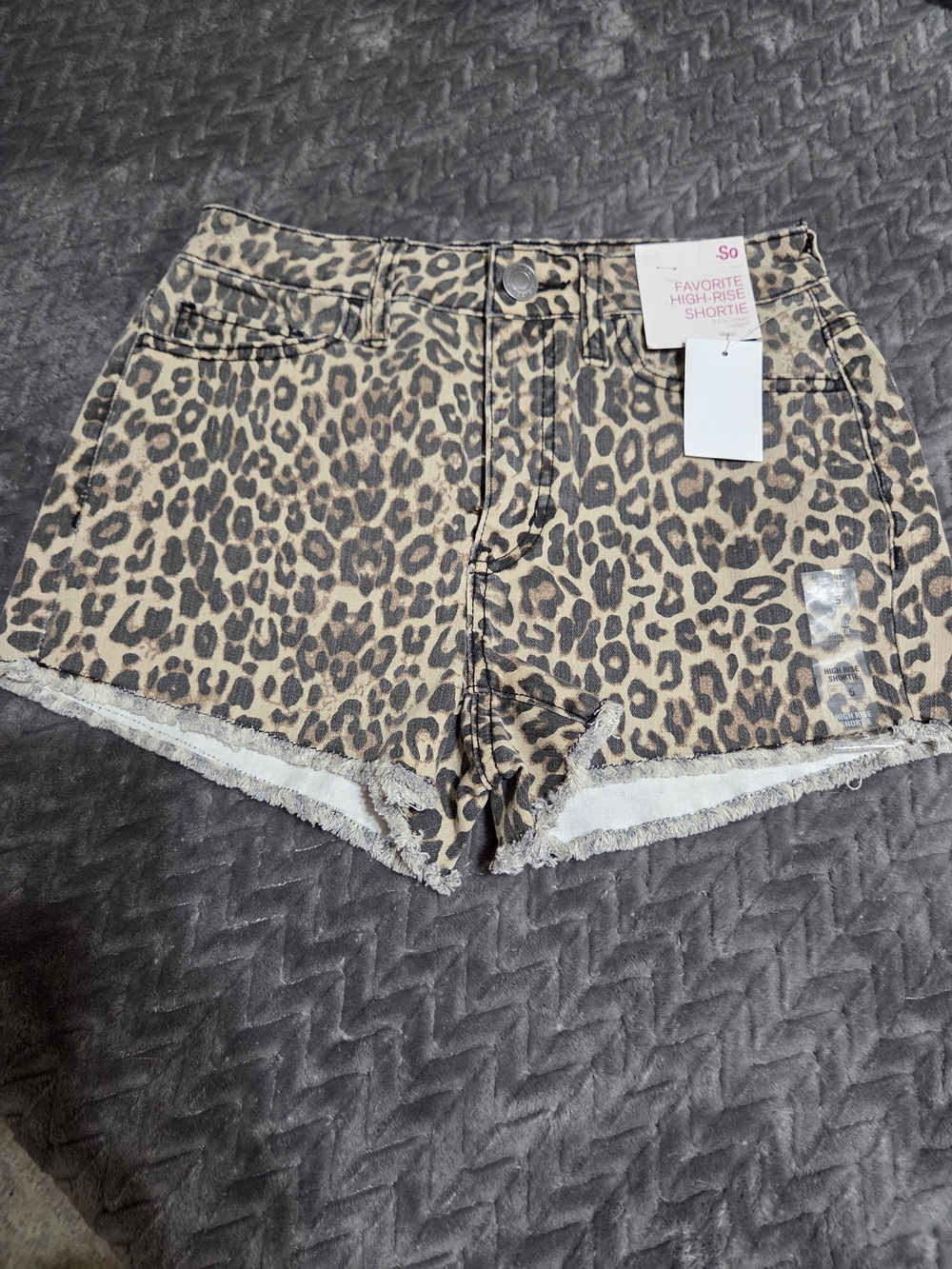 SO Leopard-Print High-Rise Jean Shorts - Tan & Black